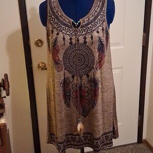 🪶 Feather Print Sleeveless Top